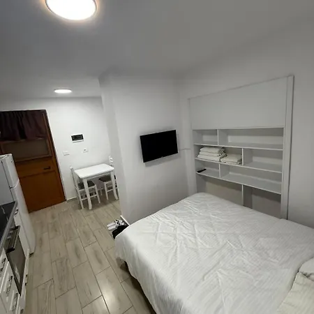 Studio Apartament Tirane Τίρανα
